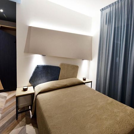 Color Hotel Rimini Exterior photo